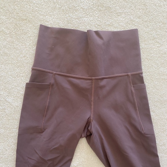 Athleta salutation 7/8 mauve legging size xs - Picture 2 of 5